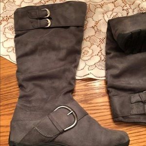 Gray suede Boots